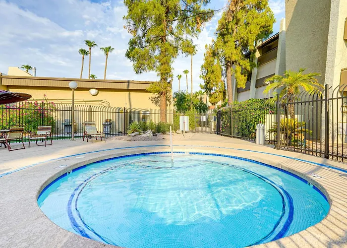 Old Town Oasis! Modern Unit W/ Resort-style Pool